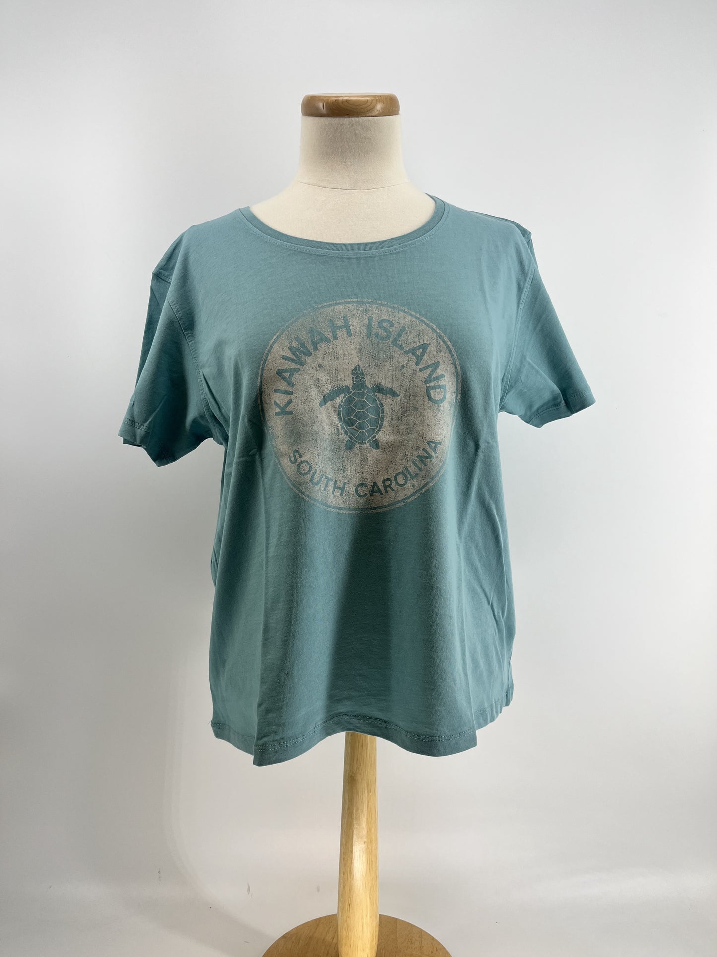 KI Slightly Shorter Cute Tee - Traveler Turtle