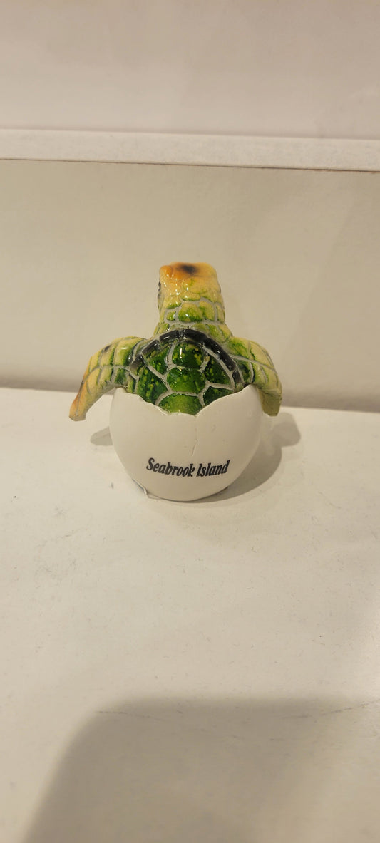 SI Turtle Baby Hatchling Figure