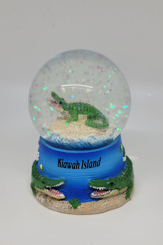 KI Gator Scene Snowglobe
