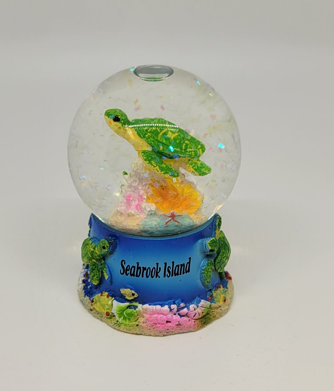 SI Sea Turtle Scene Snowglobe