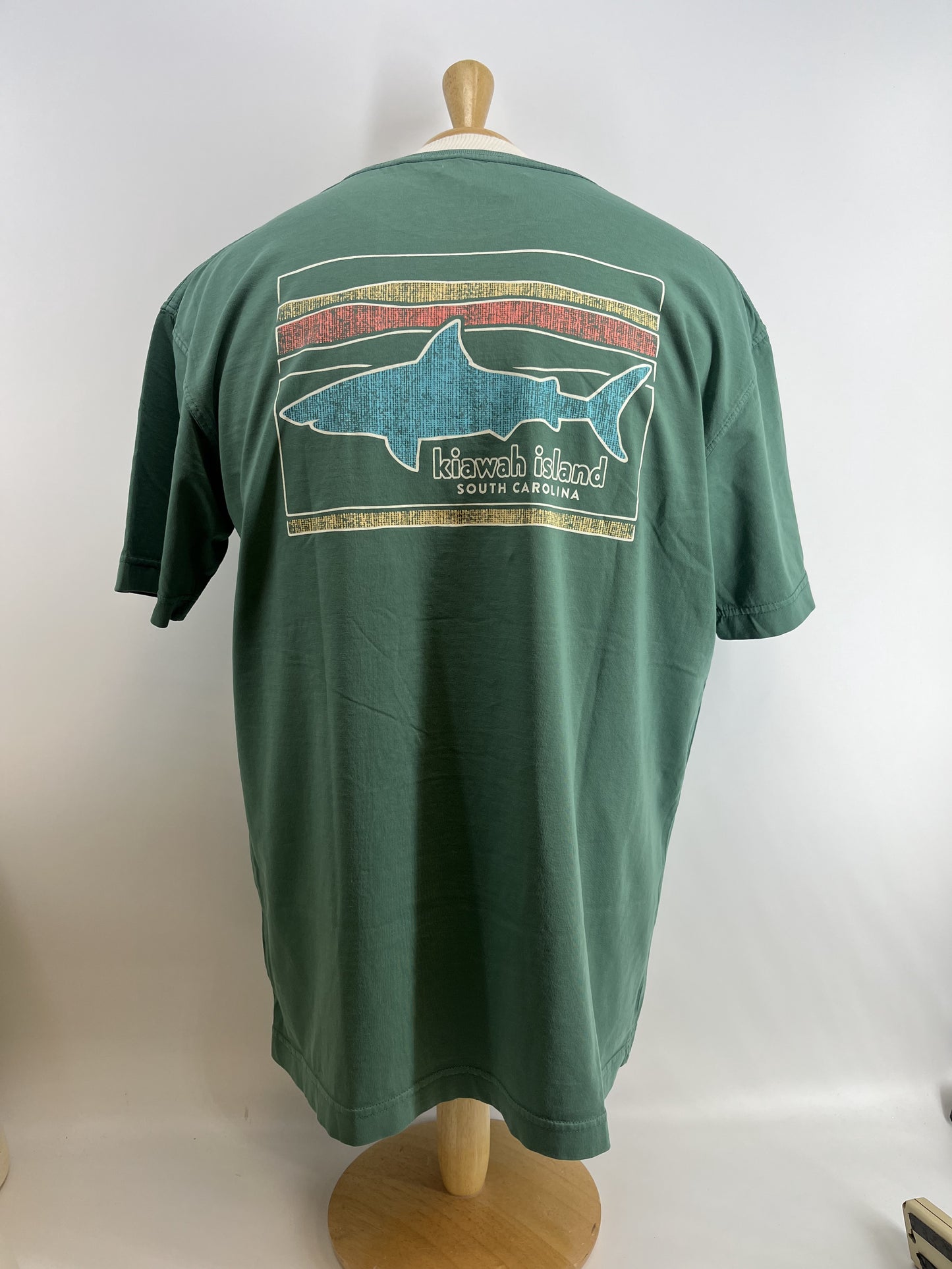 KI Relax Wash SS Tee - Burlap Shark